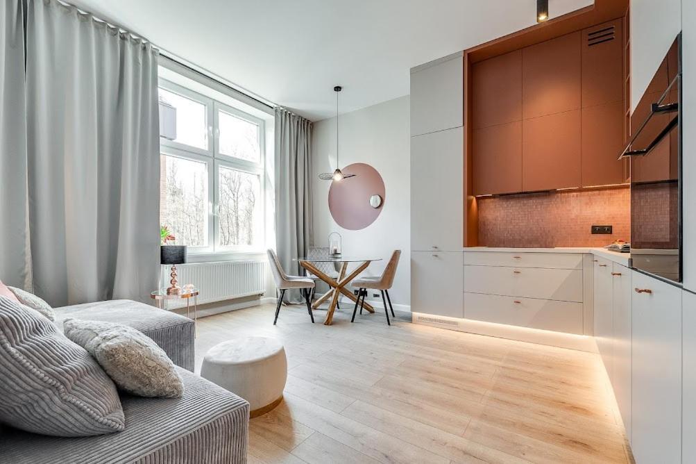 Jan III Sobieski - Luksusowy Apartament S Prywatny Darmowy Parking غليفيتسه المظهر الخارجي الصورة